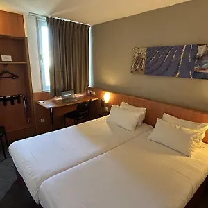 https://kyriad-marseille-ouest-martigues.fr-provencehotel.com